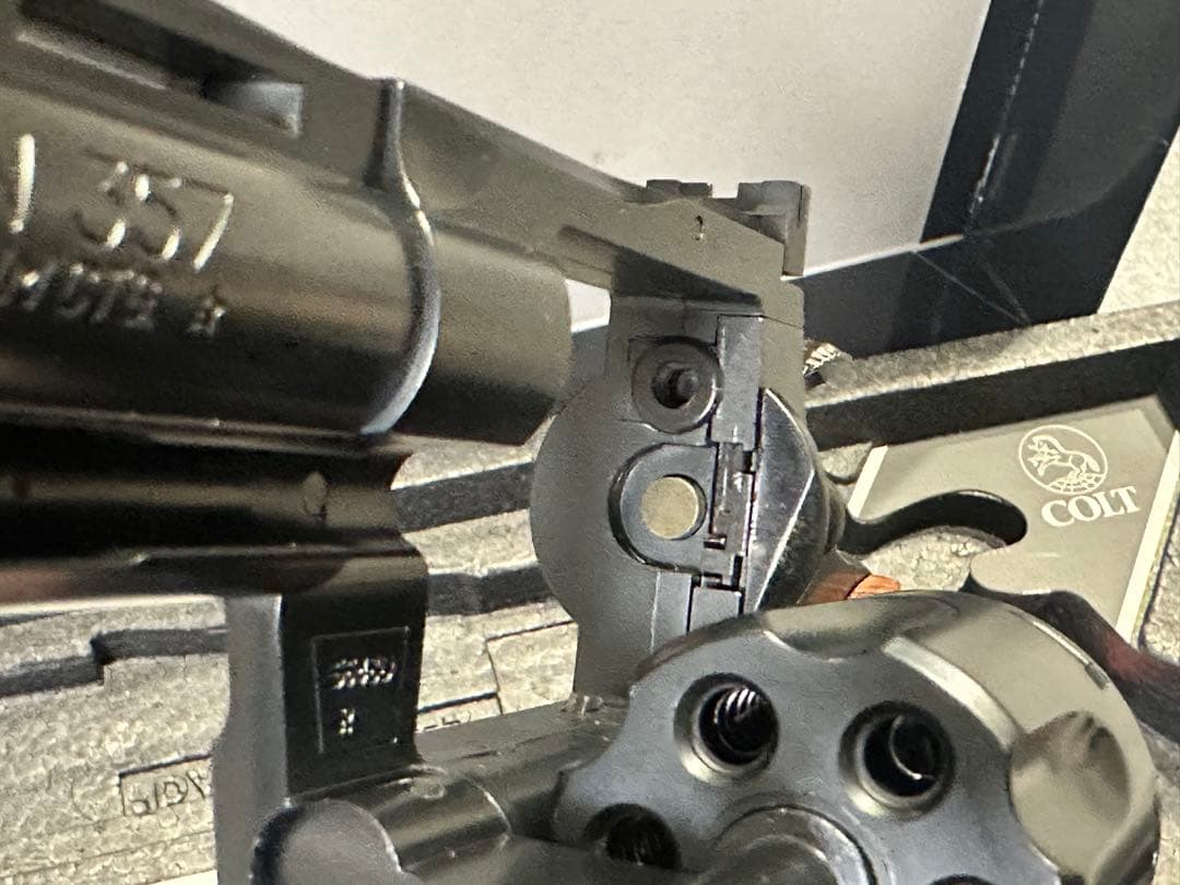 絶版 東京マルイ COLT PYTHON 357mag リアルカート・木グリ仕様