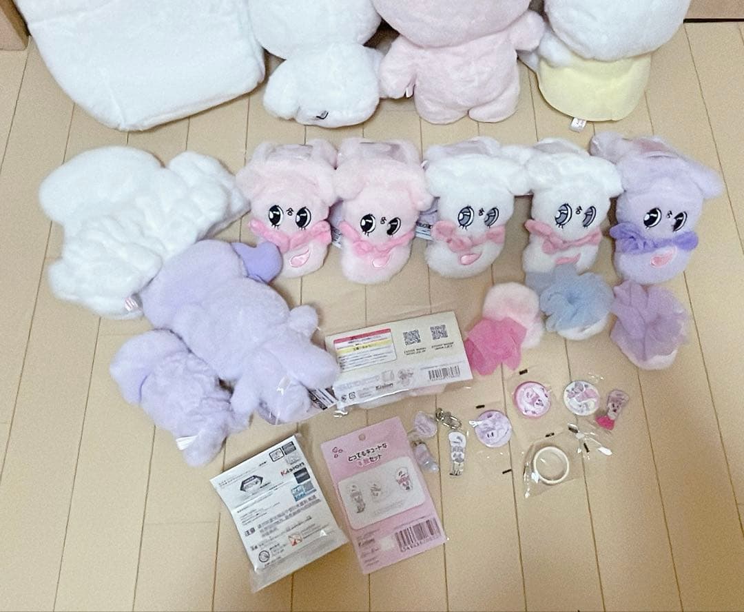 エスターバニー　ぬいぐるみ　ヘアバンド　バッグ　シュシュ　パスケース　まとめ売り