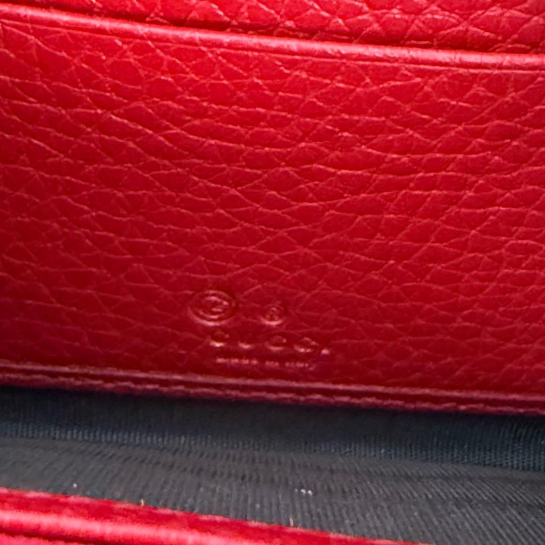 GUCCI　ソーホー　ケース　レザー　ラウンドファスナー　レッド