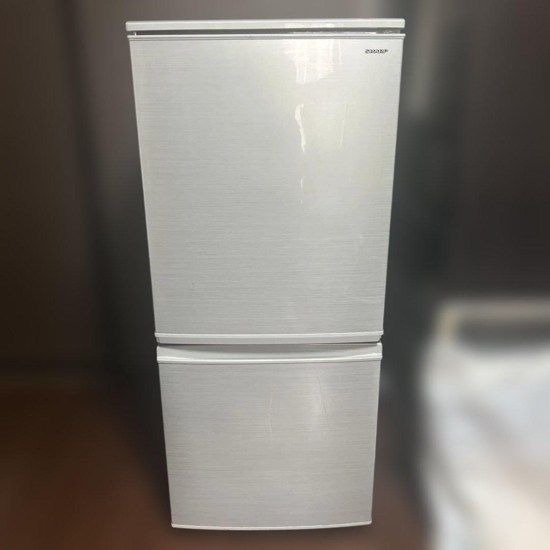 ハ*郎様 シャープ 一人暮らし 冷蔵庫