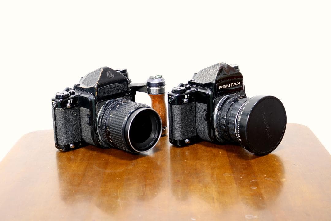 PENTAX 67 ボディTTL ペンタプリズム付　2台　レンズ付