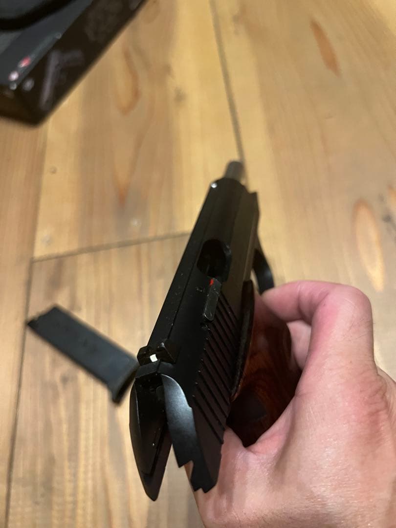 KSC製 SIG P230 ガスガン 木製グリップ付き