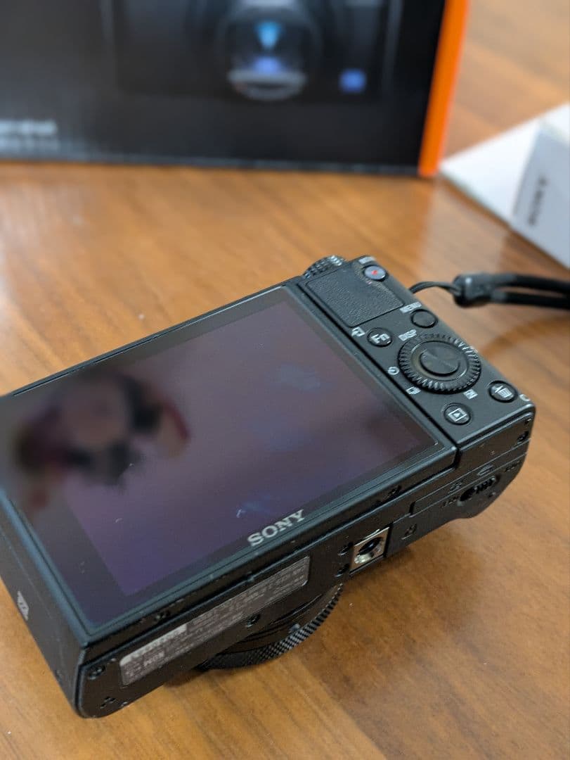 【美品】SONY ソニーRX100M7 ・バッテリー+チャージャーセット