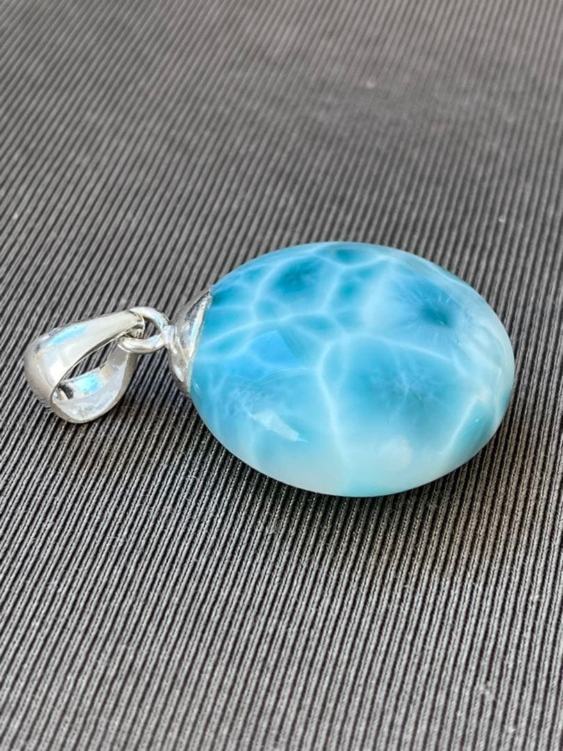 天然石☆高品質！ラリマーまる型ペンダントップ☆両面違って両面美しい！