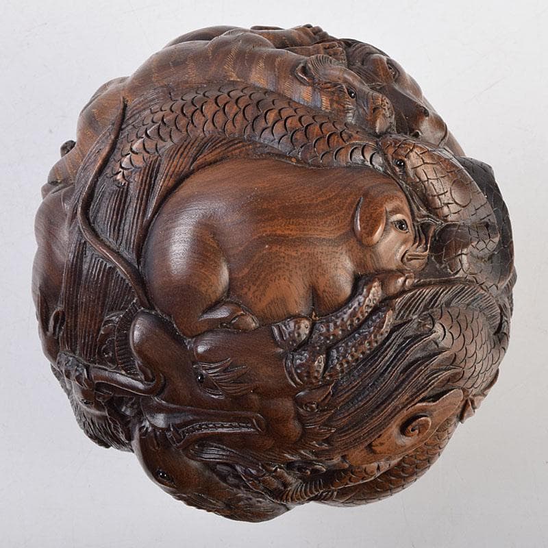 唐木彫刻　中山銘　十二支　丸玉　置物　V　R9190