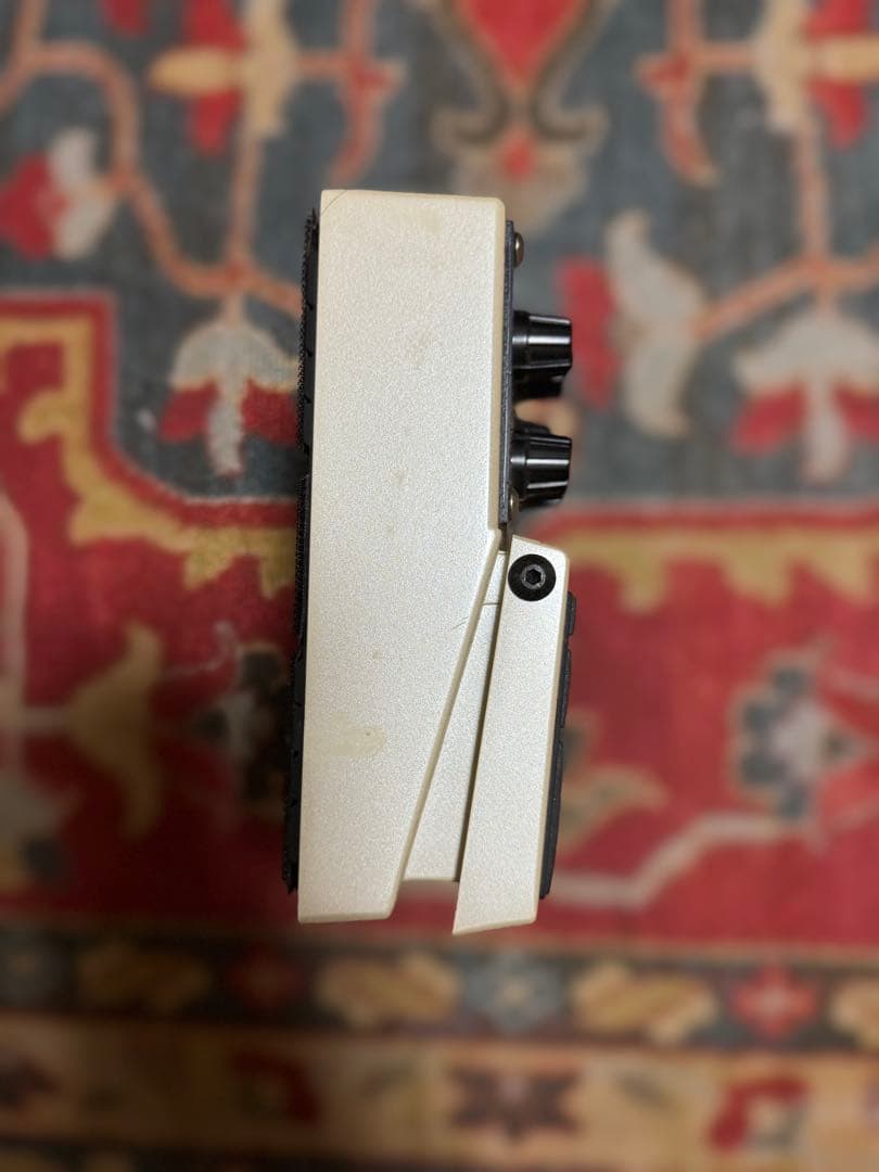 BOSS DD-20 digital delay “giga delay”