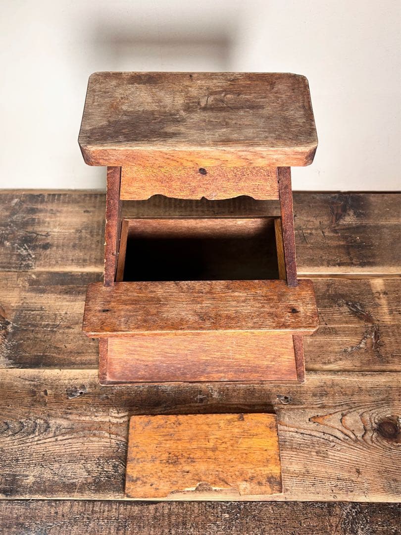 昭和 無垢材 踏み台 収納付き 大工道具 古家具 木製 スツール 作業台