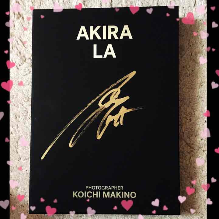 EXILE AKIRA  「AKIRA LA」 サイン入り写真集