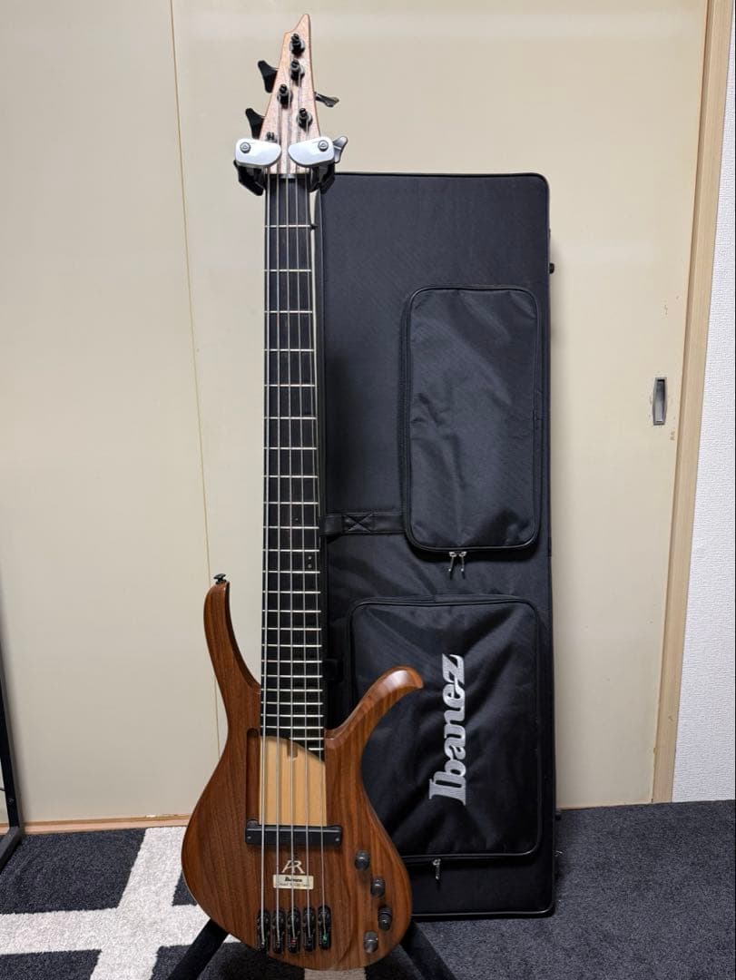 Ibanez エレキベース ブラウン ケース付き