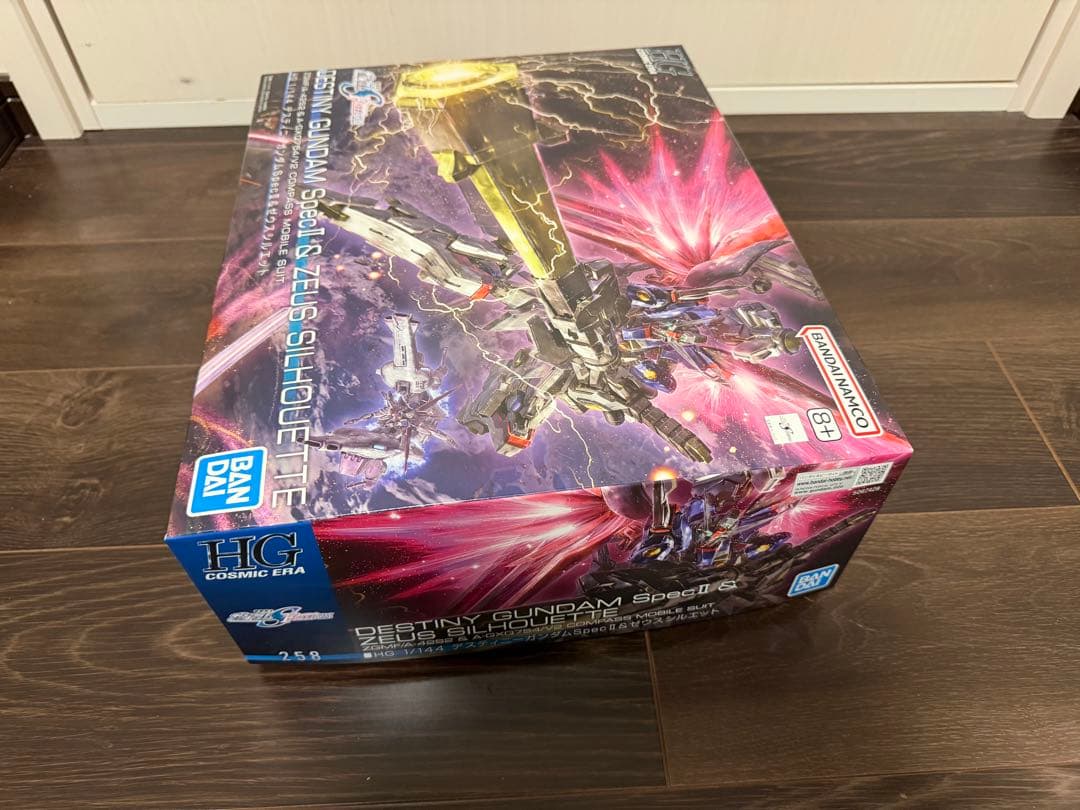 HG ディスティニーガンダム SpecII & ゼウスシルエット