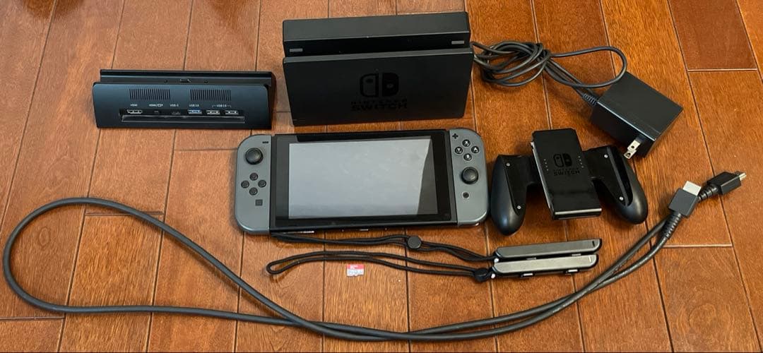 メ*ん様 Nintendo Switch 本体セット（SDカード128GB付属）