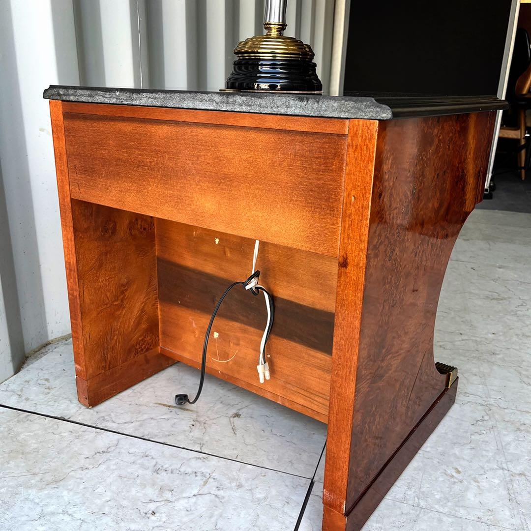 取付無料！高級ヨーロピアンアンティーク 大理石天板ライト付きナイトサイドテーブル