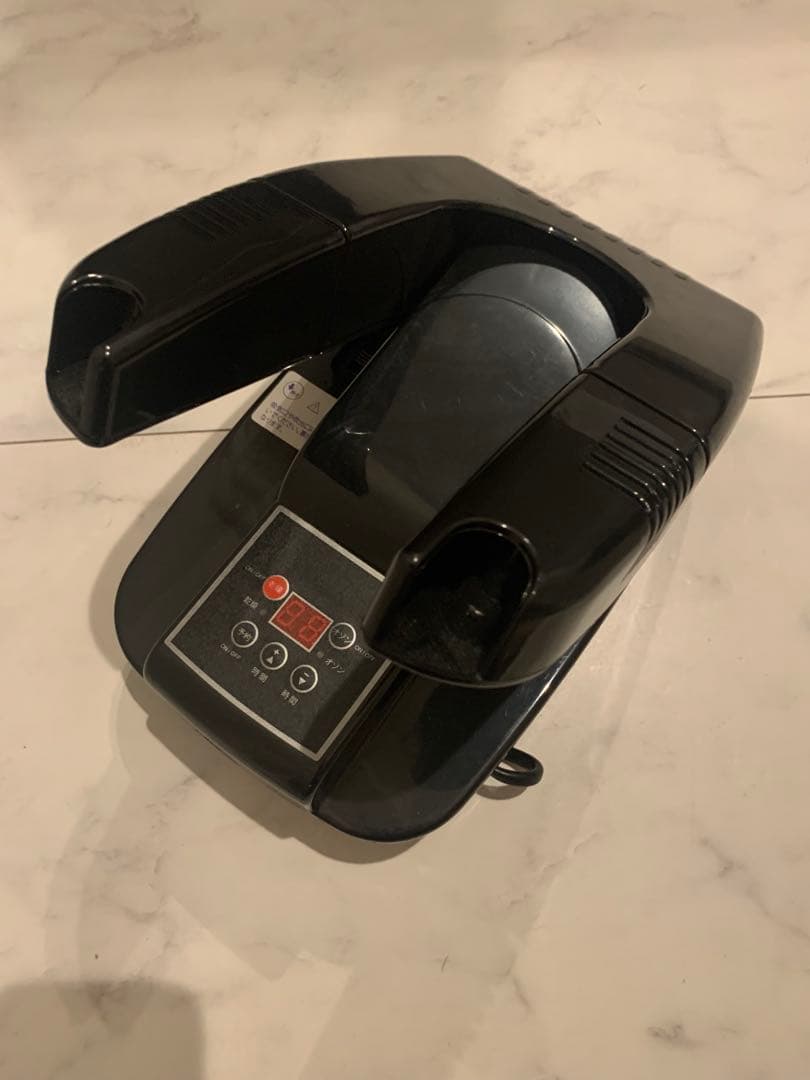 Winning ボクシンググローブ 16 oz ブラック