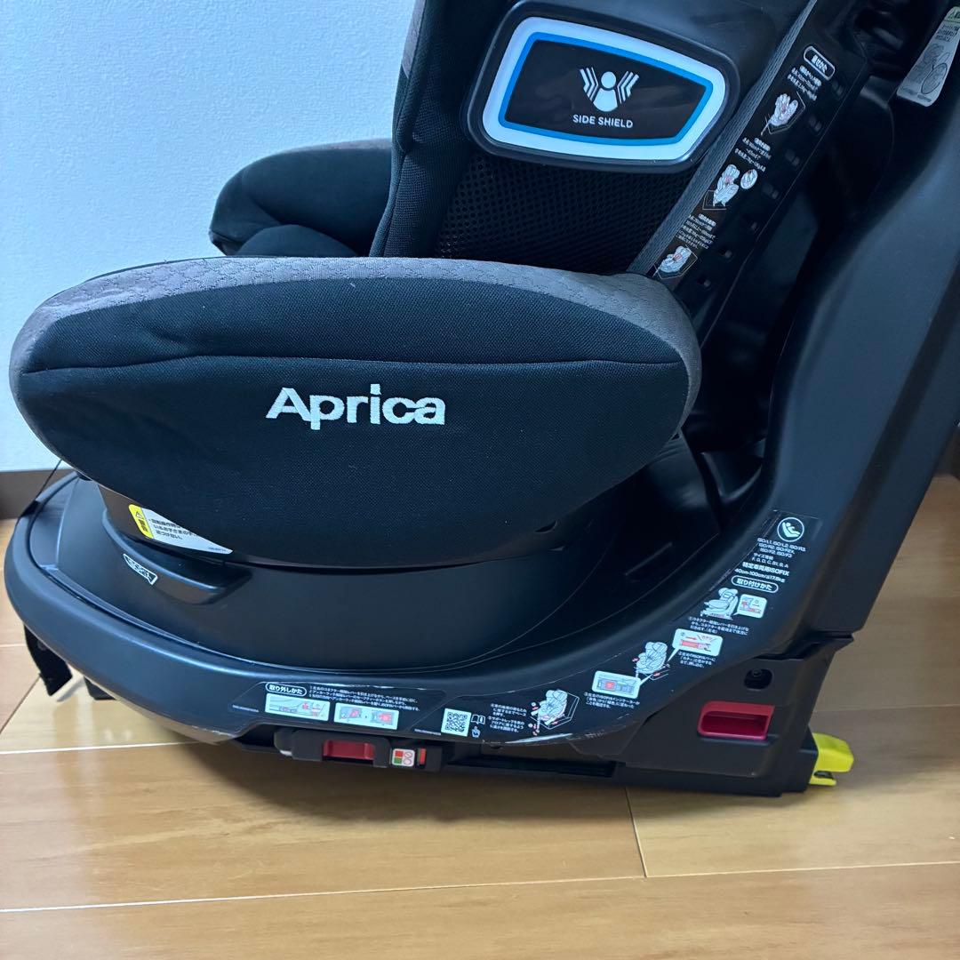 【美品】 Aprica フラディアグロウ360° セーフティAB