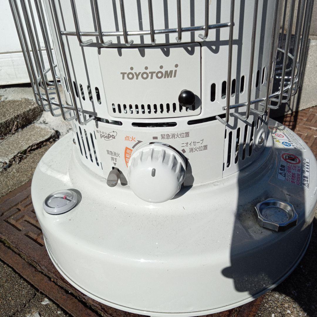 トヨトミ KS-67H石油ストーブ ホワイト 動作未確未清掃