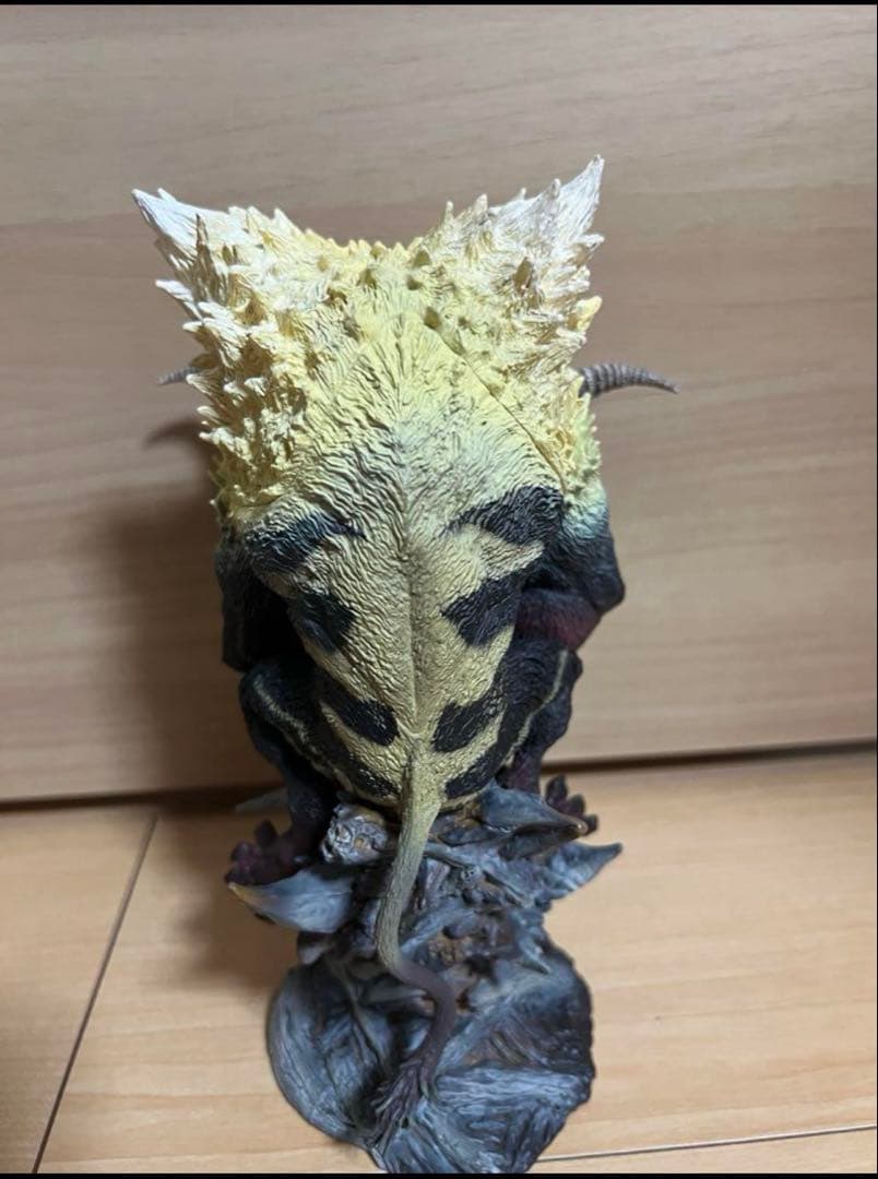 モンスターハンター クリエイターズモデル 激昂したラージャン フィギュア 復刻版