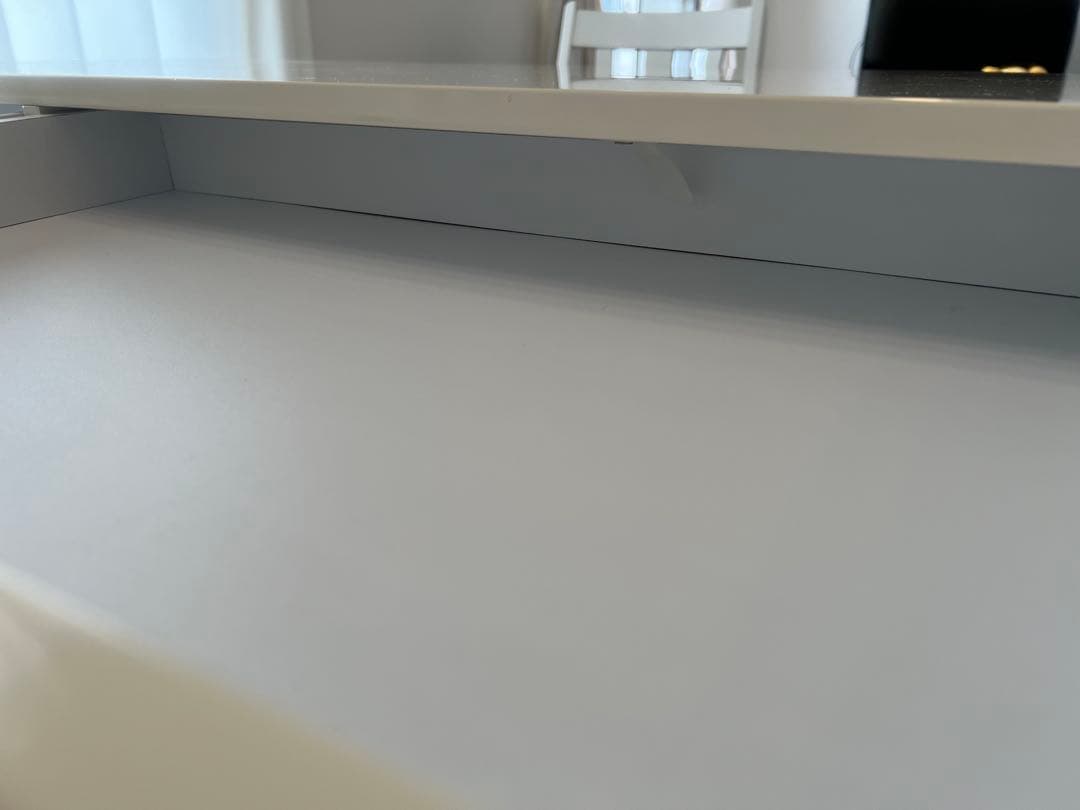 昇降式ホワイト 引き出し付きダイニングテーブル