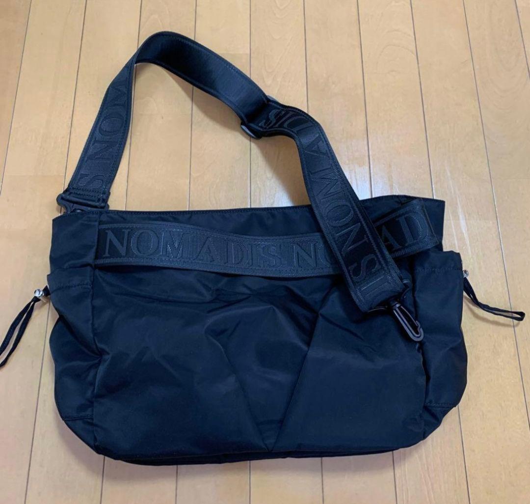 NOMADIS BASQUE M SLD ショルダーバッグ