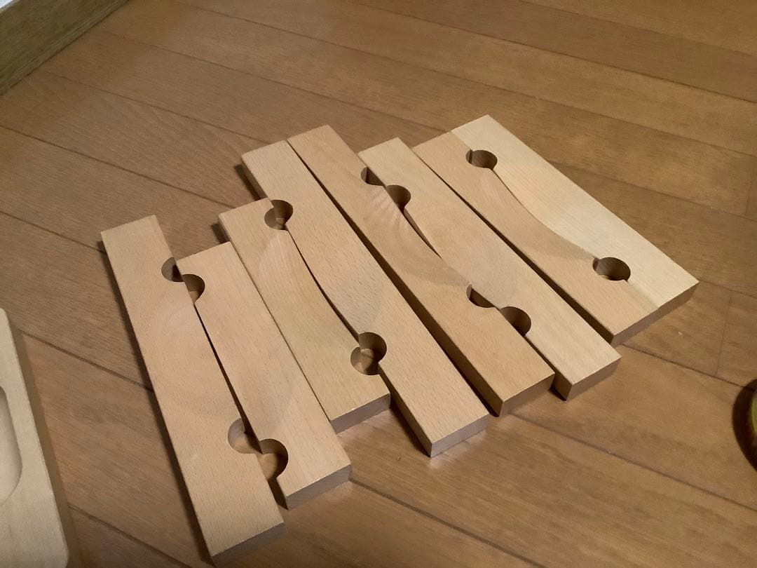 Albisbrunn アルビスブラン社 玉の塔 レインドロップス