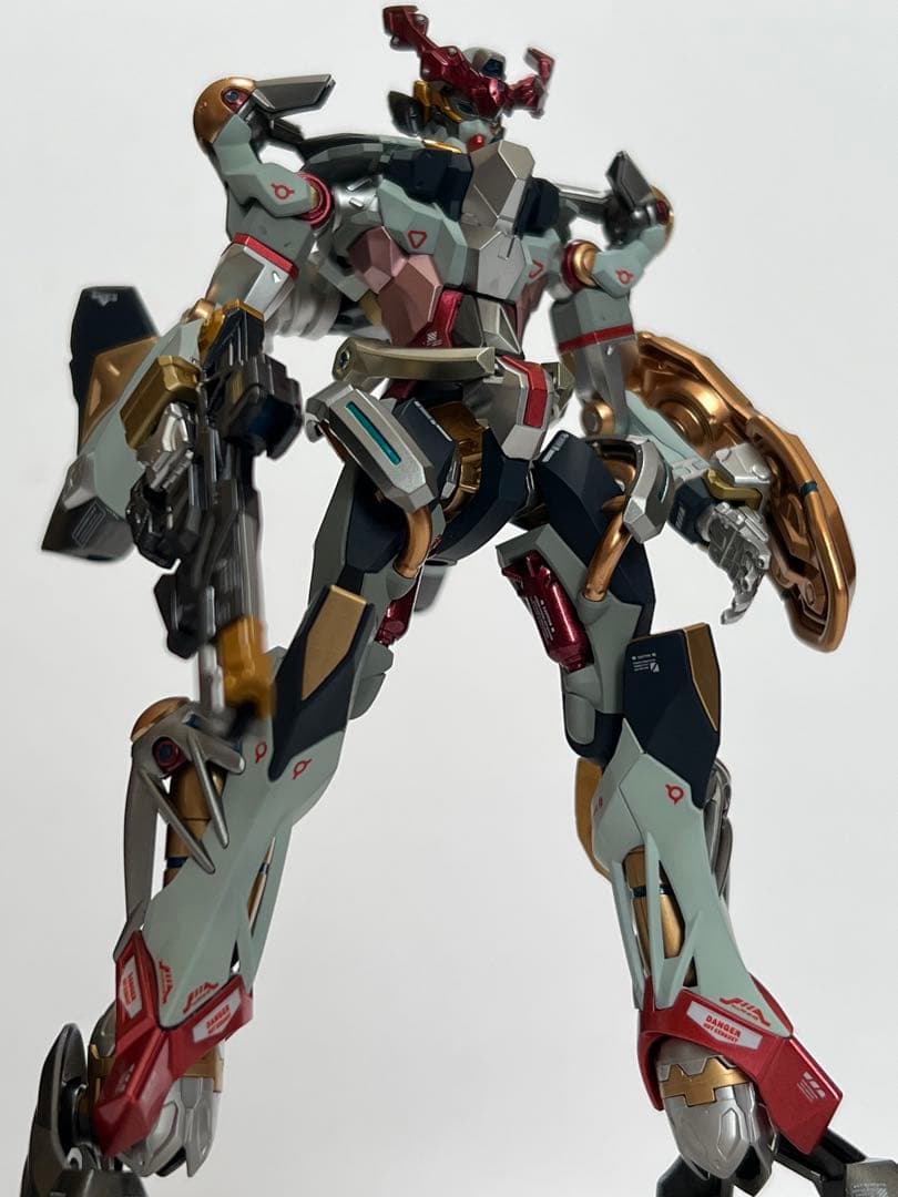 ガンプラ HG 1/144 ジークアクス GQuuuuuuX 塗装完成品