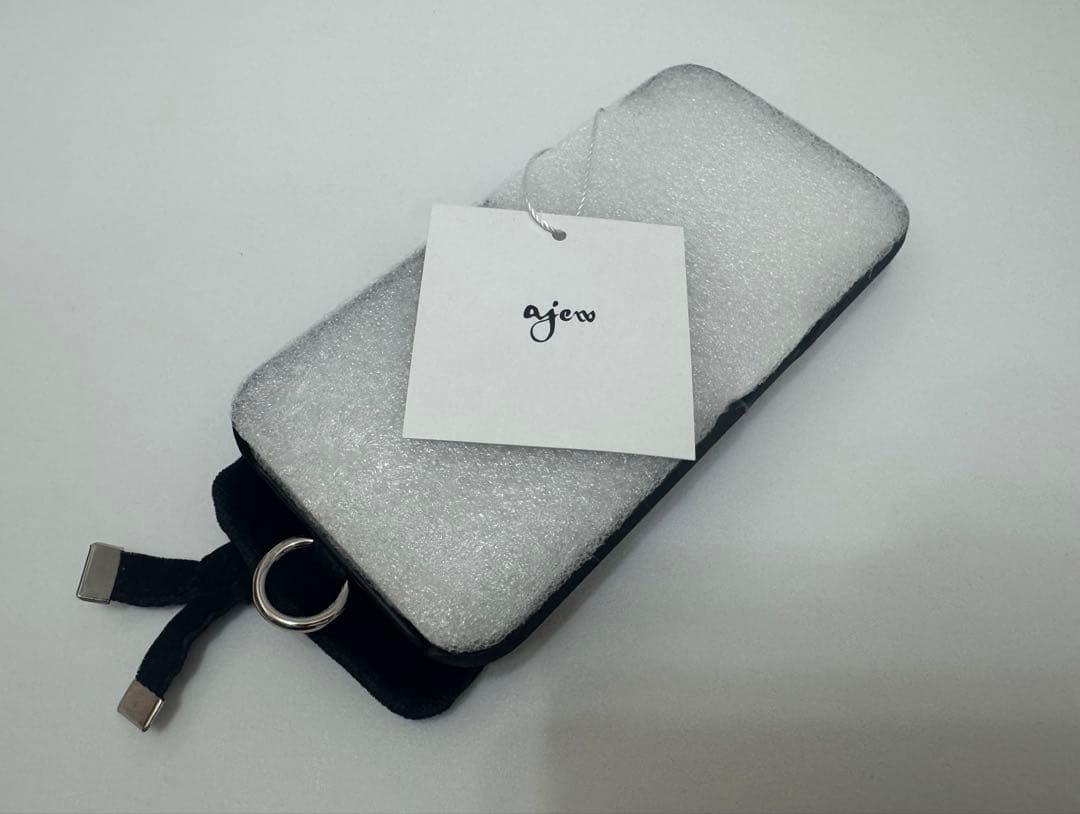 Ajew エジューiphone15proケース 15pro ベロア ブラック