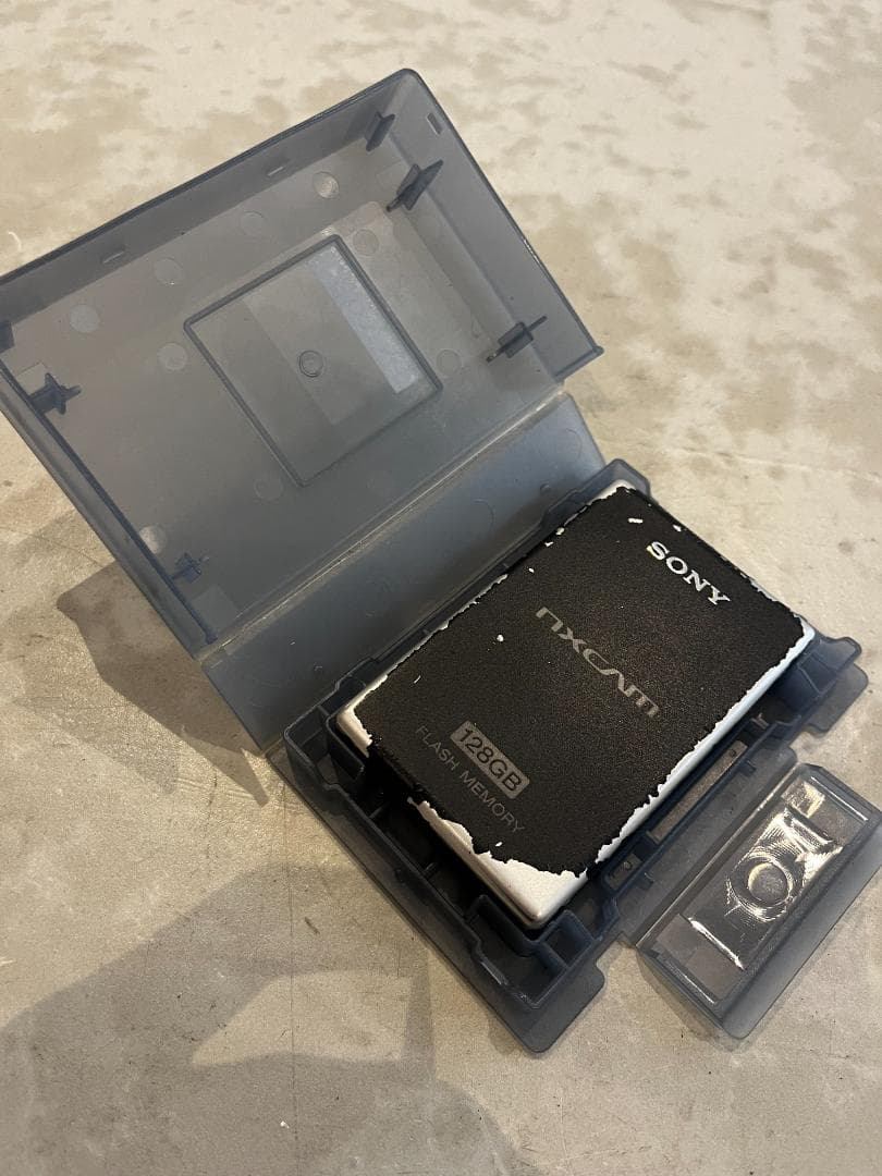 【ジャンク品】Sony ビデオカメラ HXR-NX5J