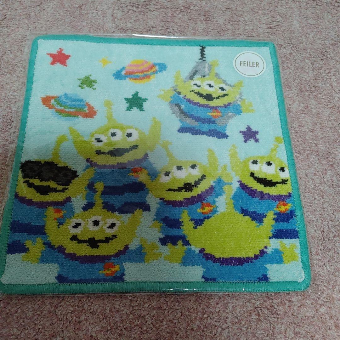 値下げしました。FEILER トイ・ストーリーハンカチ2枚&ペンケースセット