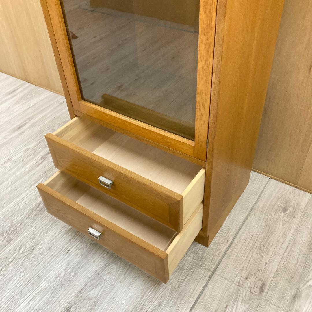 【オールドカリモク】ヴィンテージ　飾り棚　コレクションケース　キャビネット