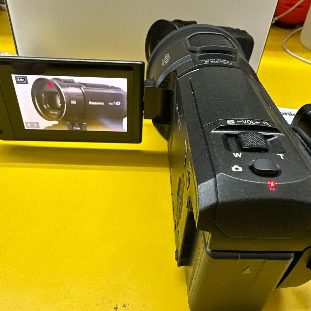 【美品】Panasonic HC-V900 ビデオカメラ