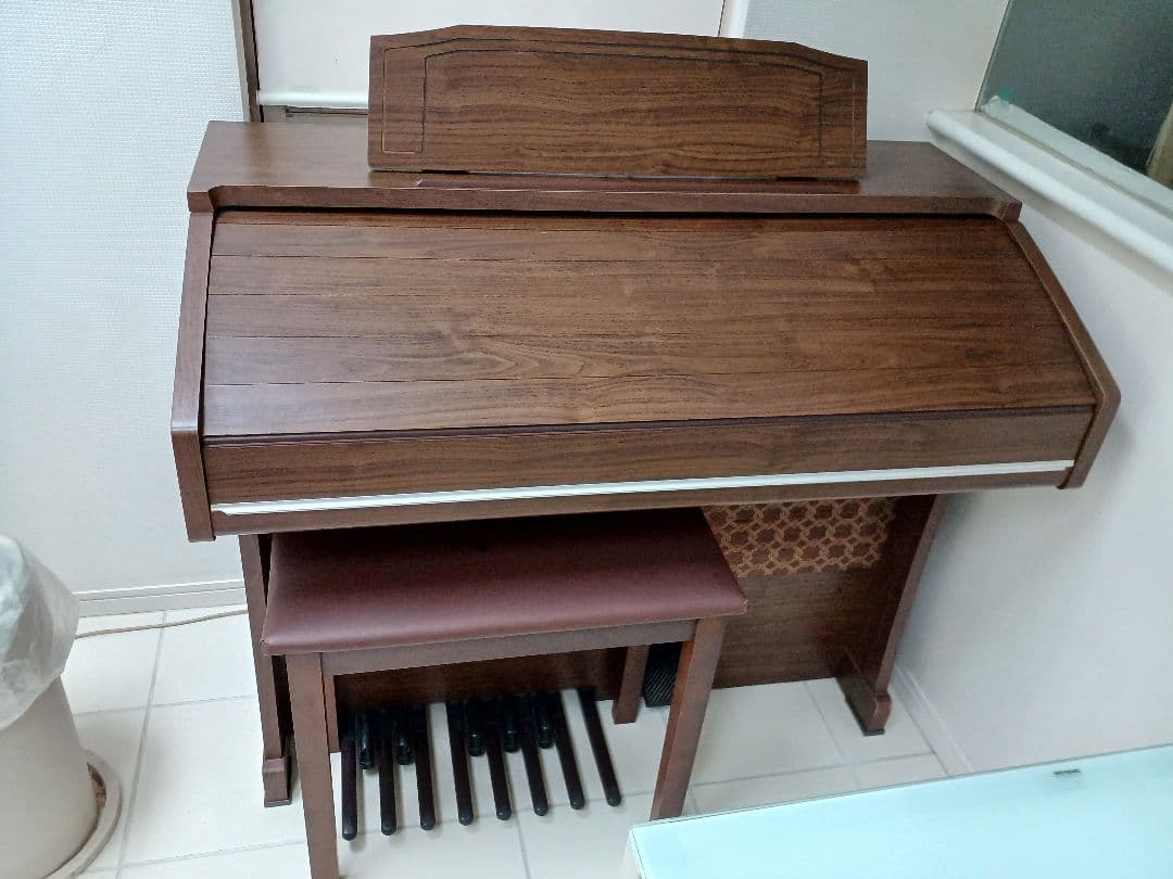 エレクトン(ビクトロン)　victor(椅子は別出展になってます)　三重県に取