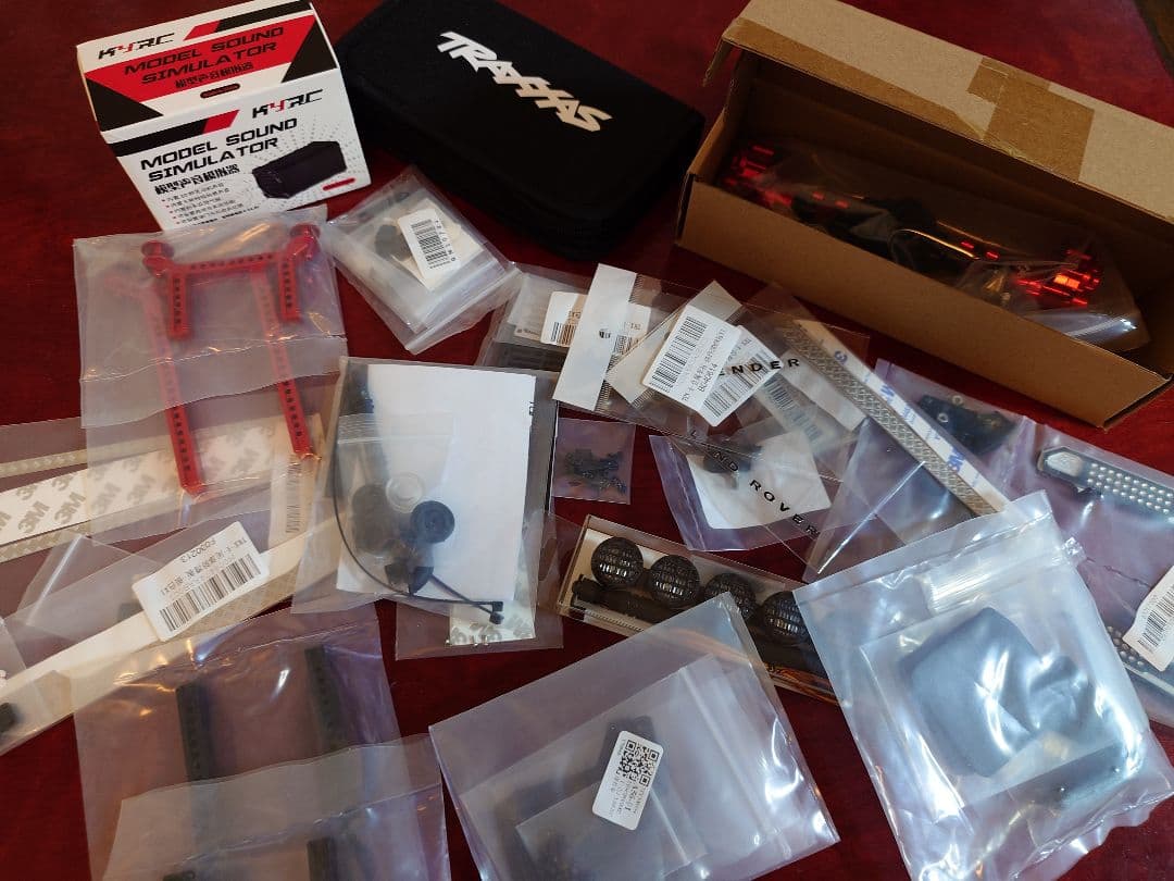 Traxxas TRX-4 Defender 1/10スケール