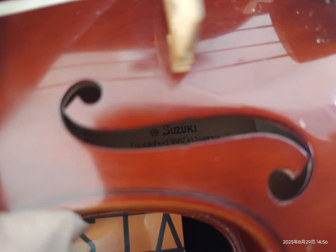 SUZUKI バイオリンとデザインケース付き詳しくは写真ご覧ください