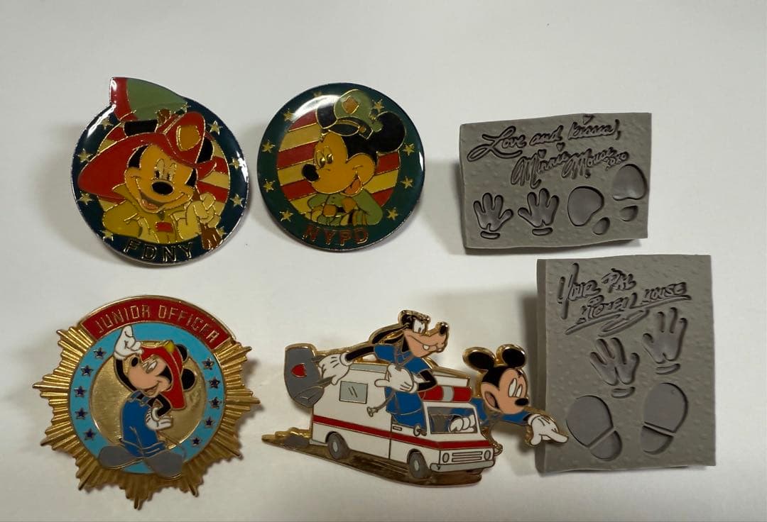 ミッキーマウス ピンバッジ 6個セット