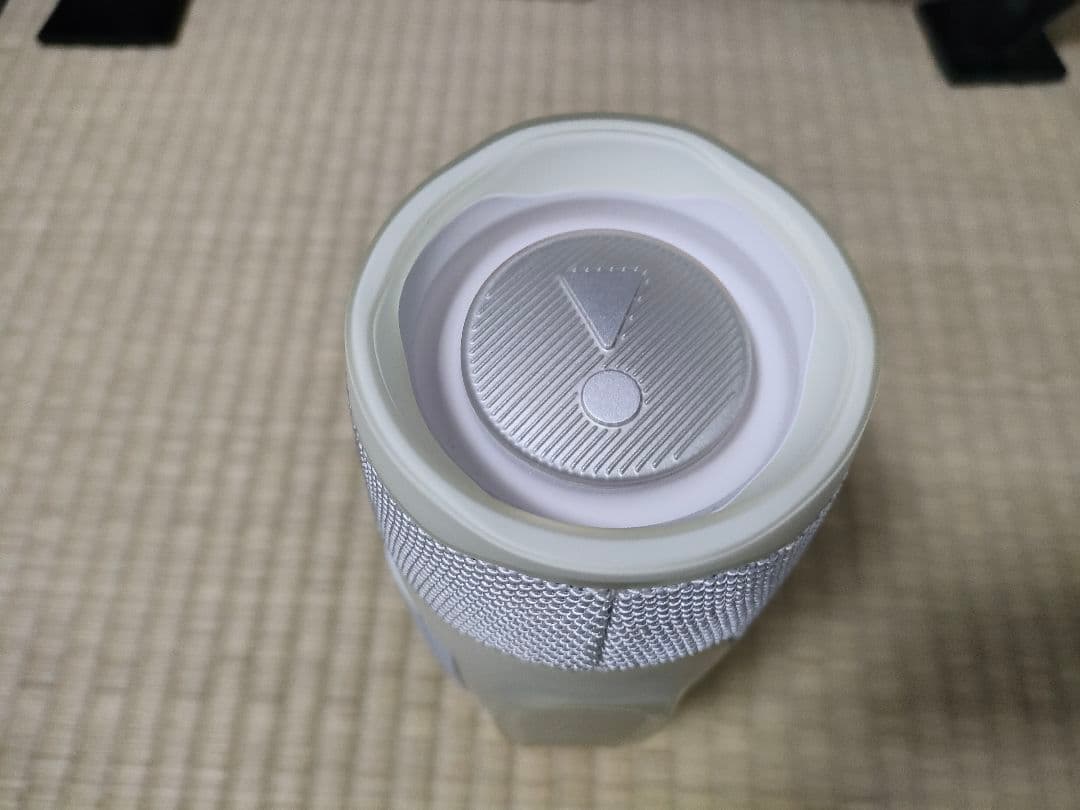 JBL CHARGE4 ワイヤレススピーカー　　　 Bluetooth