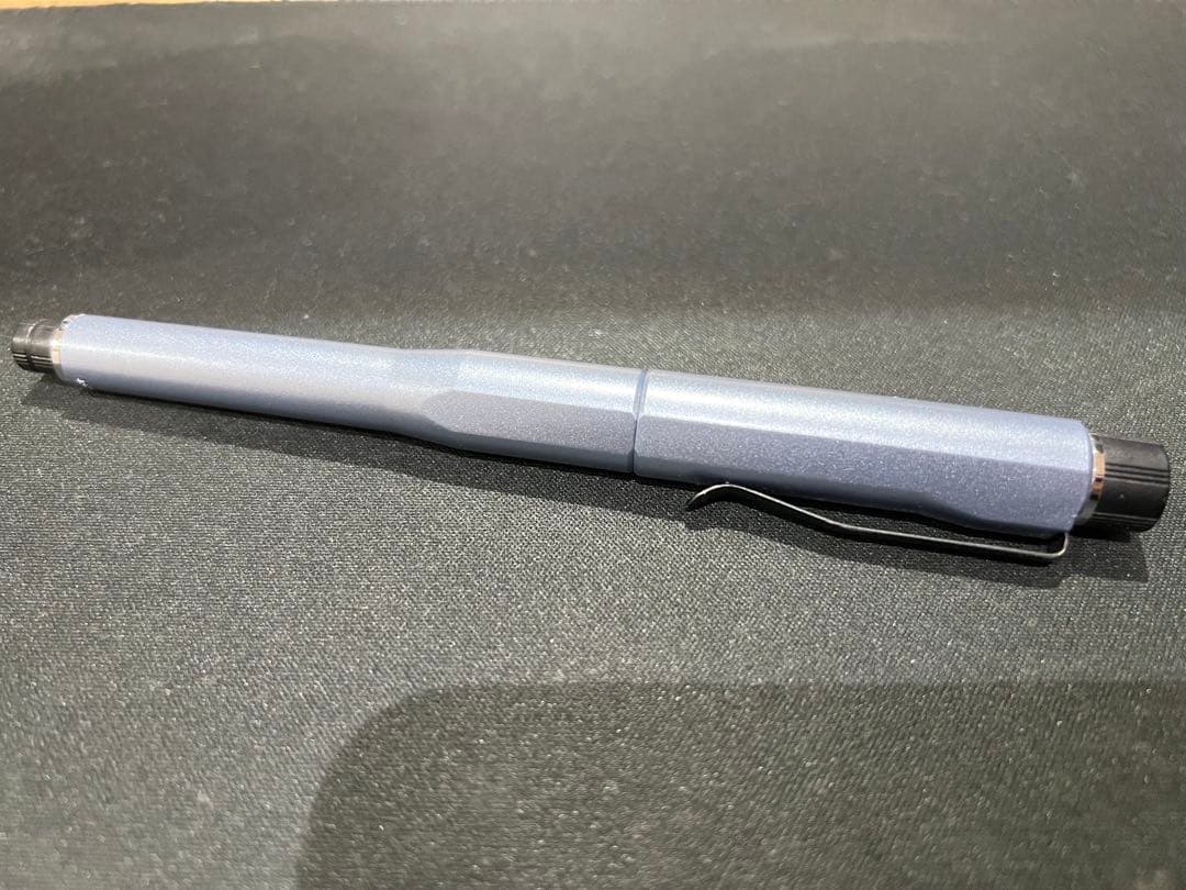 【極美品】uniクルトガダイブ　カスケードブルー