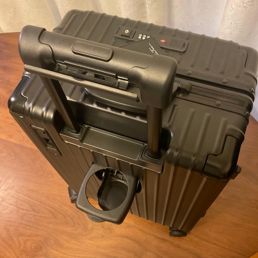 リベティ多機能キャリーケース マットブラックSサイズ