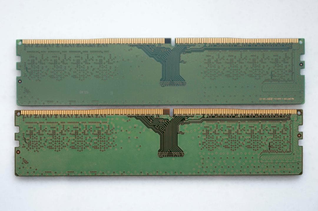 メモリー SAMSUNG DDR4 PC4-2666V-UA2 16GB(8GBx2)