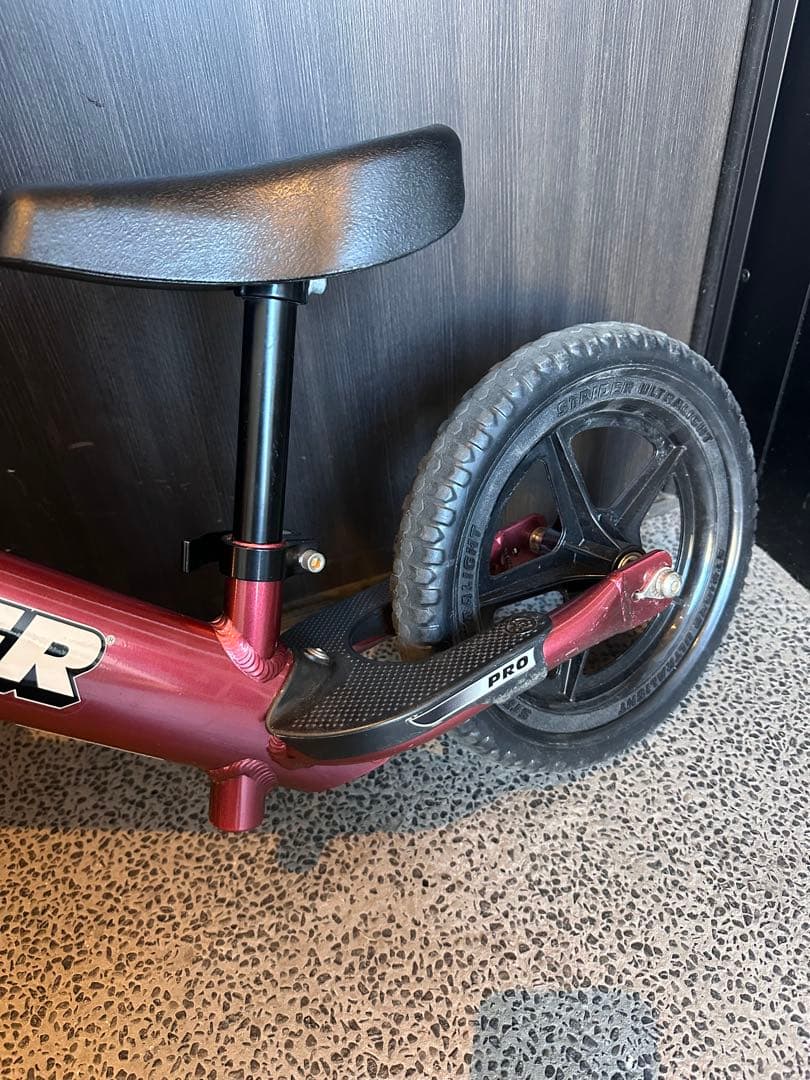 ストライダープロ　メタリックマルーン　12インチ