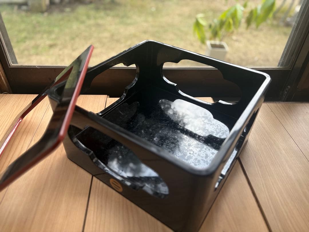 【木製漆器】黒×朱 卓上膳／料理台｜懐石・茶道具｜透かし台｜和モダン