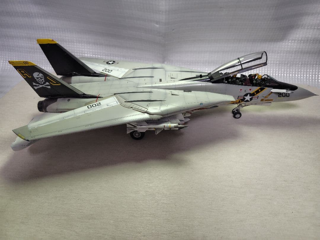 タミヤF-14 Ａ1/48トムキャッVF−84 ジョリーロジャース