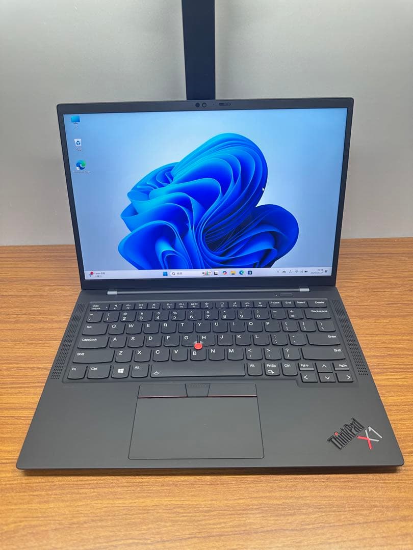 Windowsノート本体 X1 Carbon Gen 9 i7-1185G7 4K 32Gb 1Tb