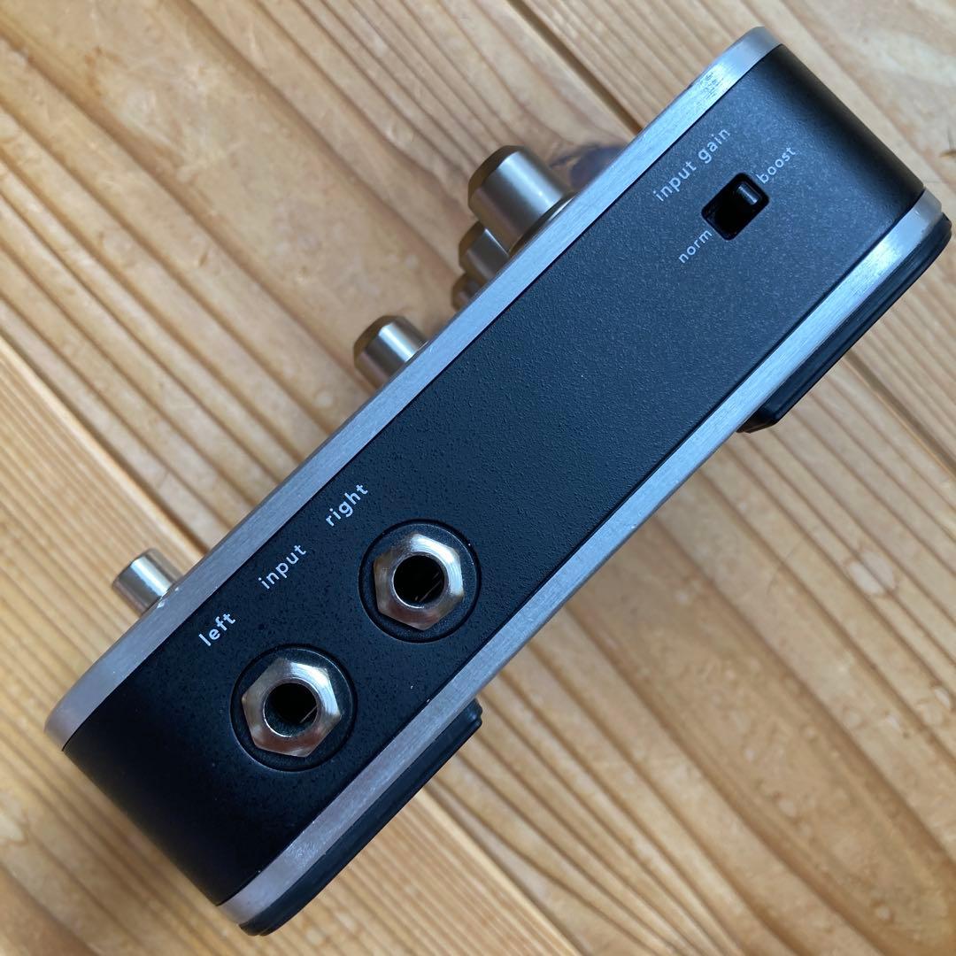 ソロ、フィンガースタイルに抜群にフィット　FISHMAN AFX-REVERB