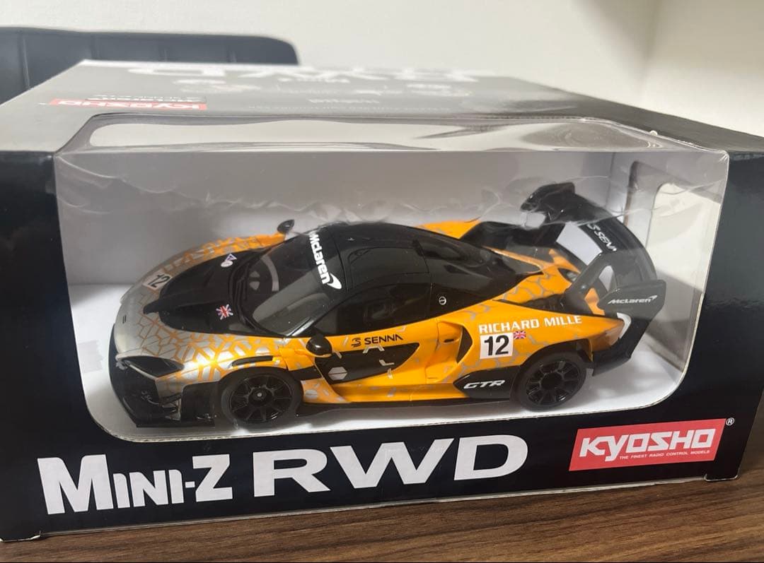 ミニッツ McLaren SENNA GTR オレンジ