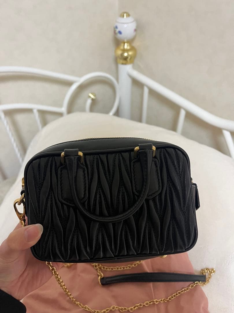 レイ アルカディ マテラッセレザー ミニバッグ