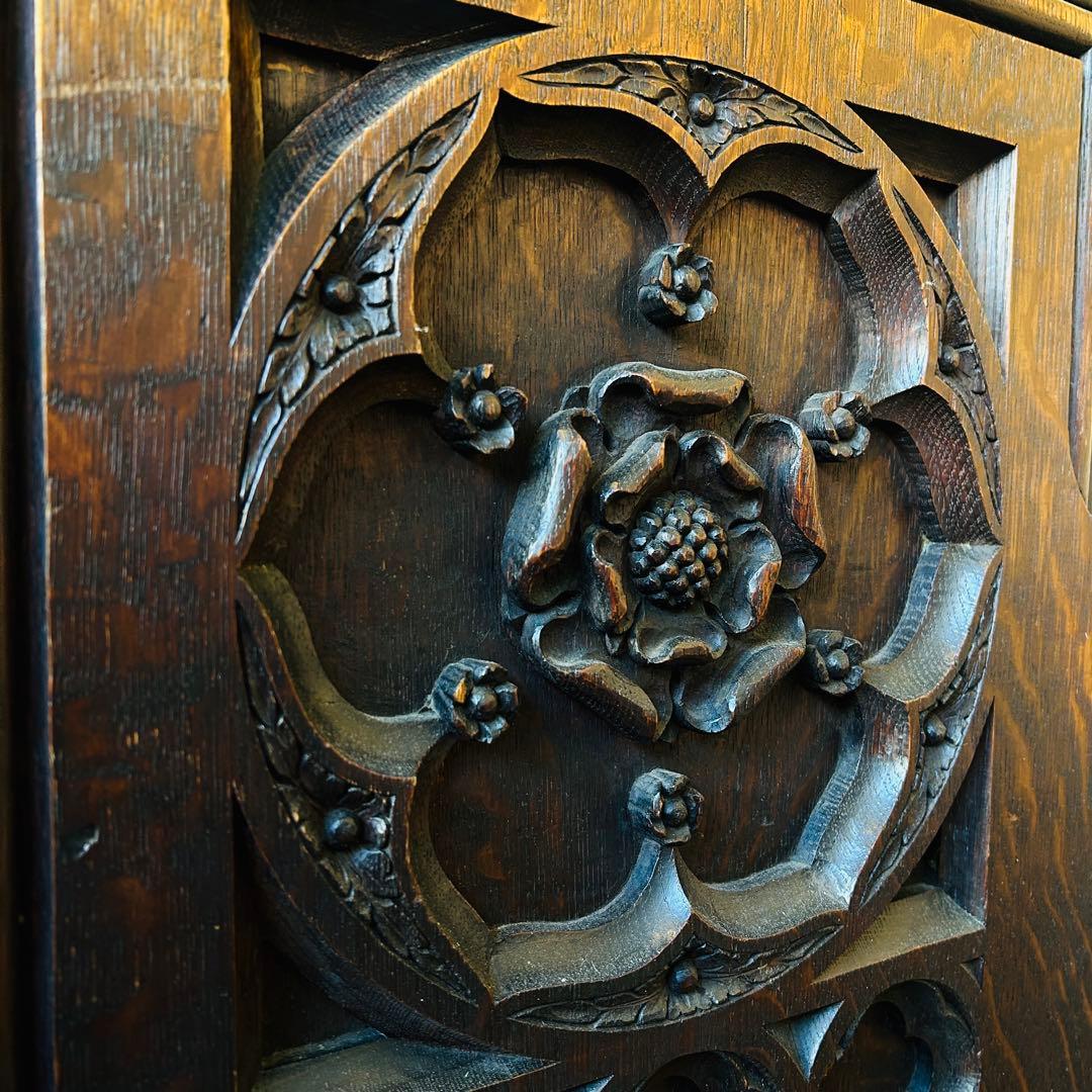 アンティーク　教会　宣教台