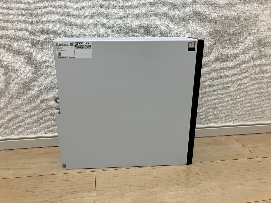 富士通 ESPRIMO D587/SX CORE i5 7thGenデスクトップ