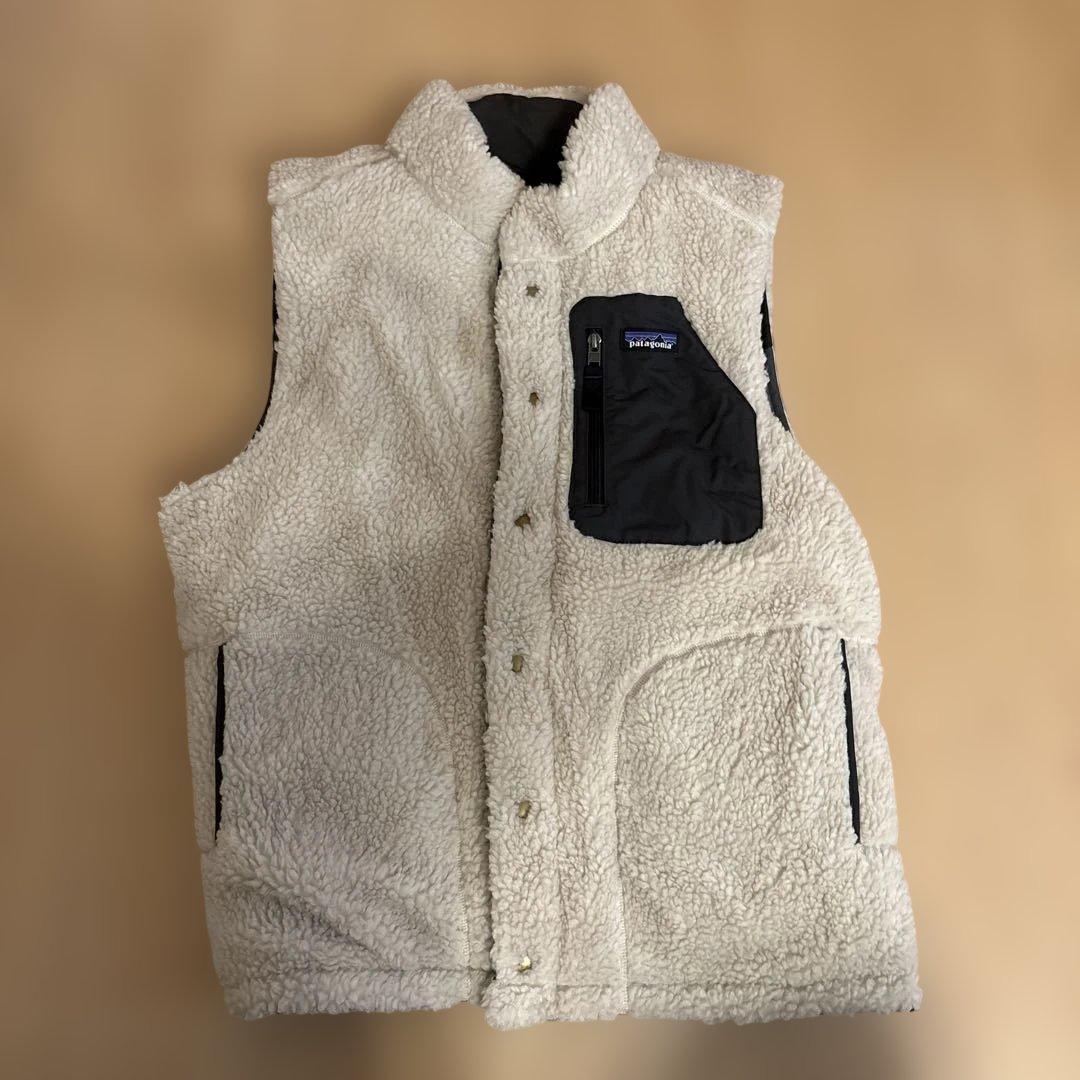 パタゴニア　リバーシブルビビーダウンベスト