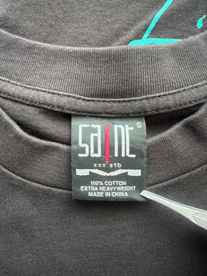SAINT Mxxxxxx Tシャツ