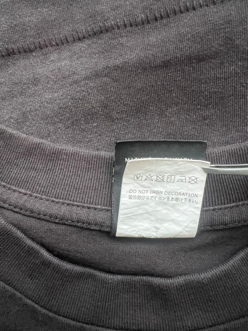 SAINT Mxxxxxx Tシャツ