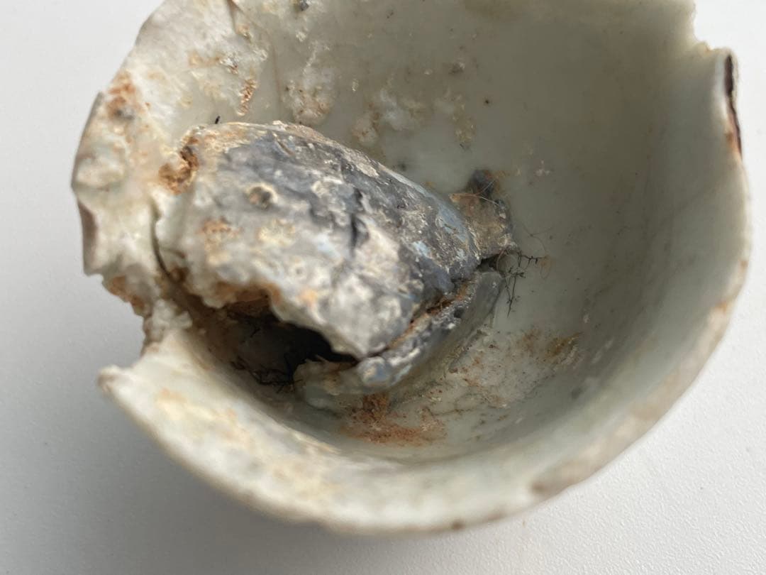 骨董　アンティーク　初期伊万里陶片　白磁鎬盃　酒器　酒杯　猪口　出土　発掘